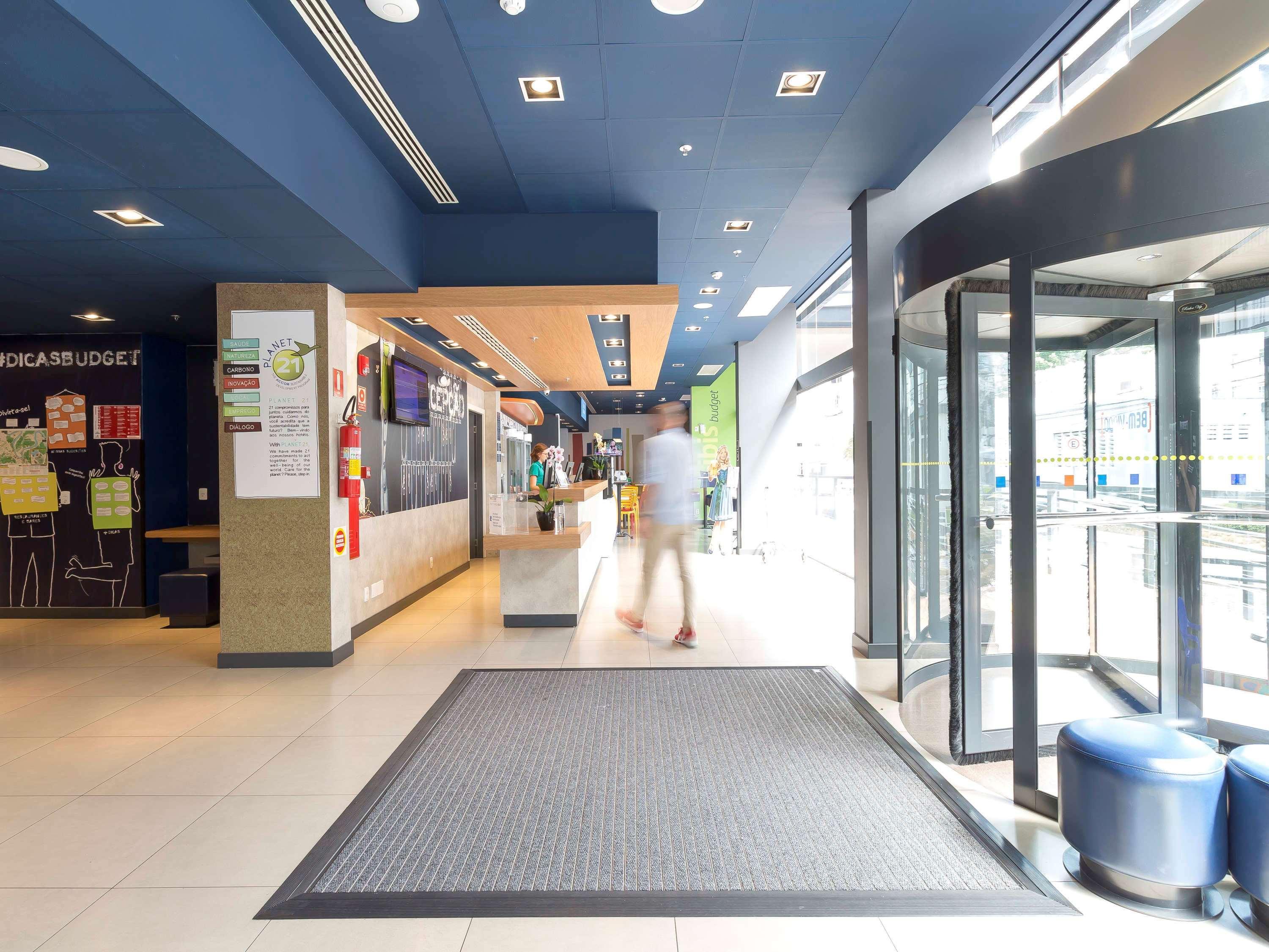 Ibis Budget Blumenau Eksteriør bilde