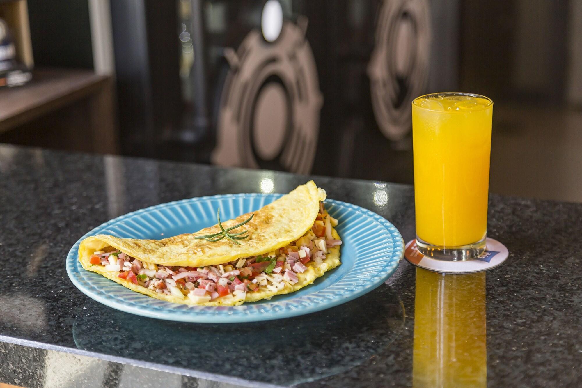 Ibis Budget Blumenau Eksteriør bilde